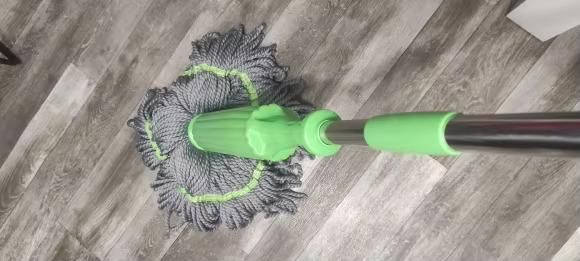 Self-Twisting Water Rotating Mop | 360° Hands-Free Magic Spin Mop for Home Cleaning